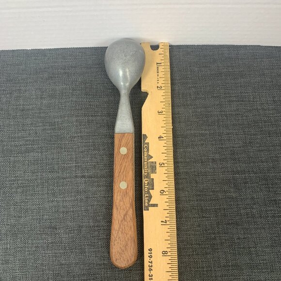 Vintage Vernon Ice Cream Scoop with Wooden Handle - Picture 5 of 9